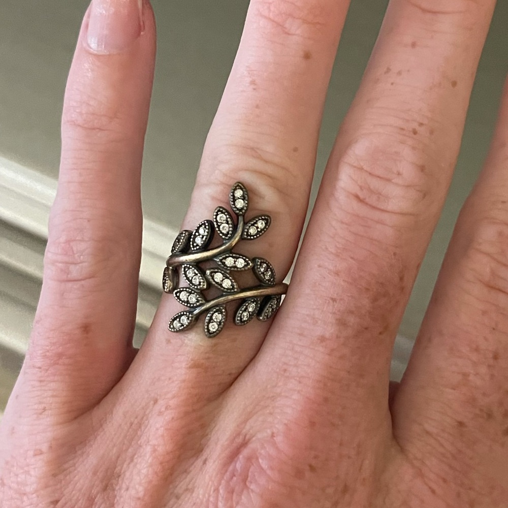 Pandora ring size 6.5